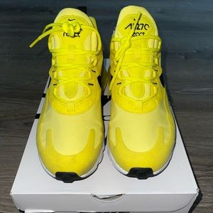 🚫SOLD on Mer Cari 🚫 Beautiful bright yellow Nike AirMax 270 React